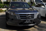 2010款本田歌诗图V6 3.5L自动旗舰导航型 奥夫特黑