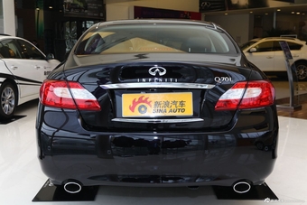 2013款英菲尼迪Q70L 2.5L雅致版