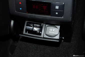 2012款奔驰E级实拍