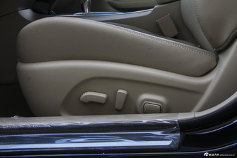 2013款天籁2.0L XL舒适版