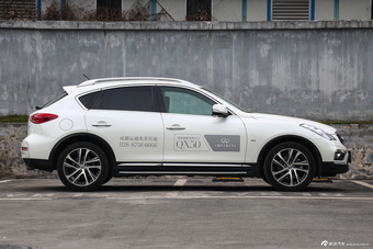 2015款英菲尼迪QX50 2.5L自动尊享版