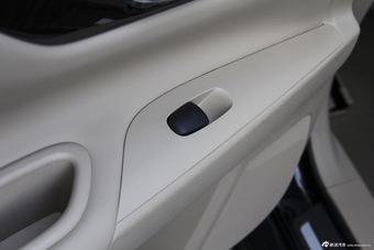 2013款天籁2.0L XL舒适版