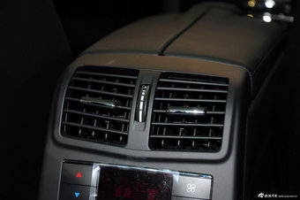 2012款奔驰E级实拍