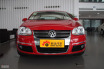 2010款速腾1.4TSI手动豪华型 玛雅红