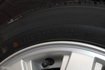 2010款雪佛兰新乐骋1.6手动劲酷版