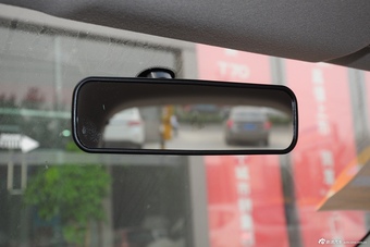 2014款启辰R30 1.2L手动优享版