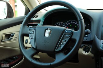 2010款皇冠3.0 V6 Royal Saloon自动图片