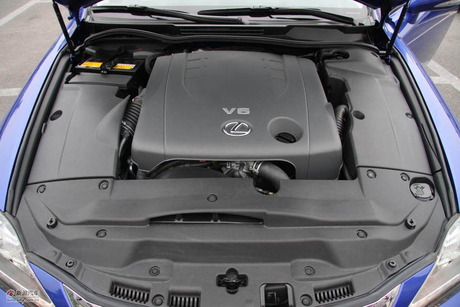 雷克萨斯IS250C发动机