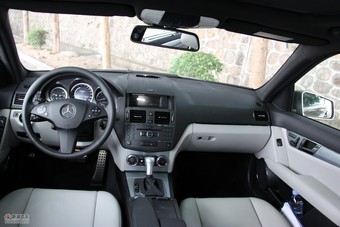 2010款奔驰C200 CGI 旅行车图片