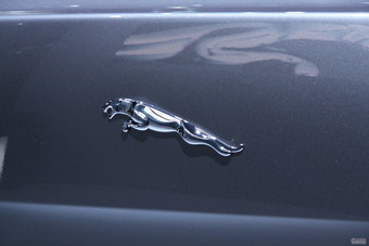 捷豹XJ全景商务车