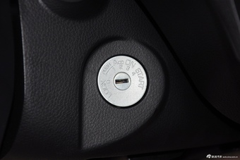 2014款启辰R30 1.2L手动优享版