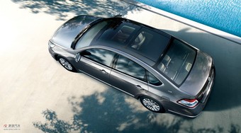 2011款天籁公爵外观