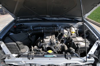 2010款2.4L汽油四驱超豪华版