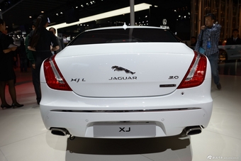 2014年第12届广州国际车展 图为：捷豹XJL剑桥限量版
