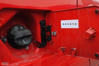 2010款雪佛兰新乐骋1.6手动劲酷版
