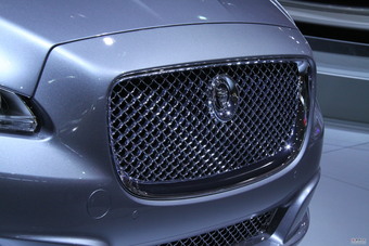 捷豹XJ全景商务车