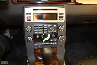 2011款沃尔沃S80L T6