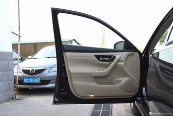 2013款天籁2.0L XL舒适版