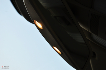 2011款奔驰E200 CGI优雅型内饰