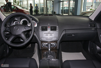 2010款奔驰C200 CGI 标准型图片