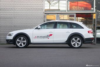 2014款奥迪A4 40TFSI allroad quattro