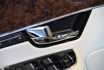 2012款捷豹XJL到店实拍