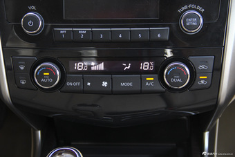 2013款天籁2.0L XL舒适版