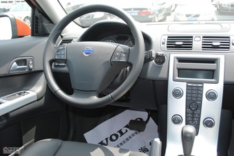 09款Volvo C30 R-design图片