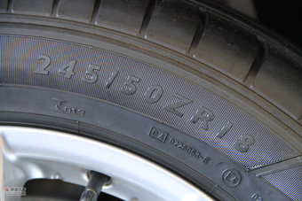 2012款捷豹XJL到店实拍