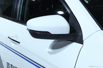 吉利帝豪EV