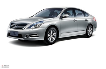 2011款天籁月光银