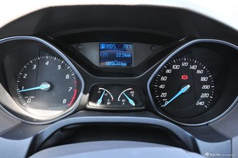 2012款福特新福克斯