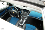 2011款科鲁兹1.6T SE手动onstar 珍珠白