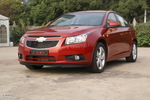 2011款科鲁兹1.6T SE手动onstar 波尔红