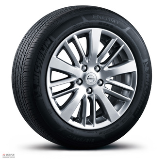 2011款天籁公爵17寸轮毂