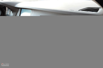 2012款宝马5系四门轿车长轴距版实拍