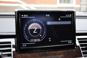 全新奥迪A8L内饰