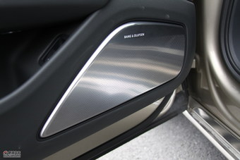 2011款A8L内饰