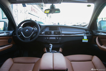 2013款宝马X6 xDrive35i图片
