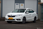2015款凌派1.8L自动豪华版 塔夫绸白