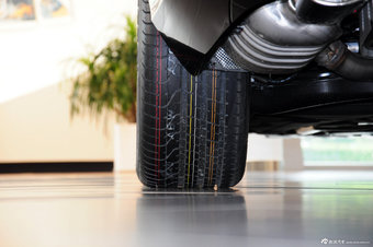 2012款奔驰E级实拍