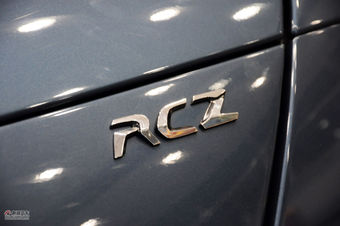 2011款标致RCZ实拍