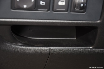 2014款启辰R30 1.2L手动优享版