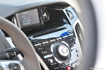2012款福特新福克斯