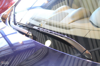 2012款捷豹XJL到店实拍