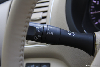 2013款天籁2.0L XL舒适版