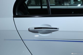 吉利帝豪EV