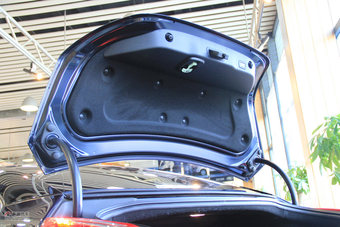 2012款捷豹XJL到店实拍