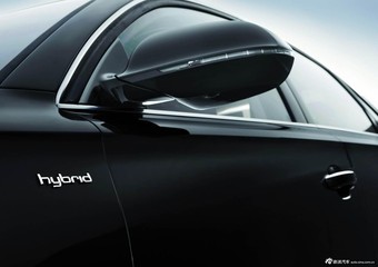 2012款奥迪A8L Hybrid官方图