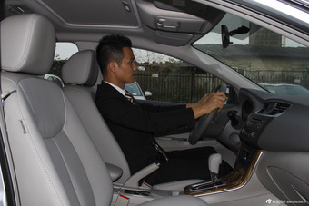 2012款轩逸1.8XL自动豪华版